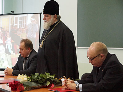 Подписание документов между Митрополией и ИИПКРО, а также между Митрополией и Министерством образования Иркутской области для организации сотрудничества в сфере духовно-нравственного воспитания детей и молодежи