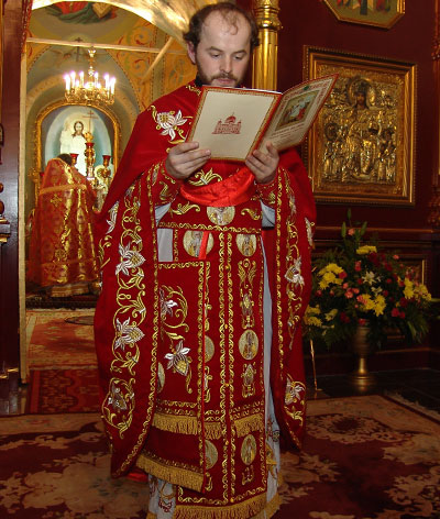 Послание Патриарха Кирилла читает иеромонах Ефрем (Пашков)