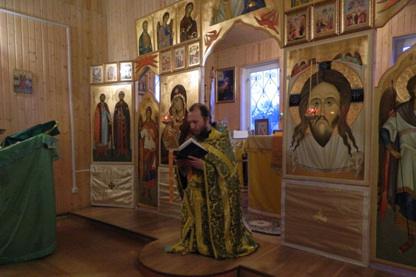 Освящение  храма-часовни в честь преподобного Серафима Саровского